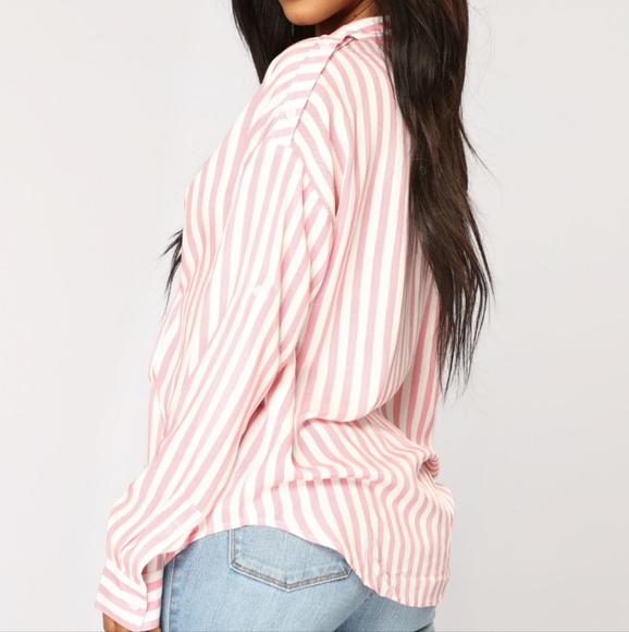 Xs Pink and White striped fashion nova top - Picture 2 of 5